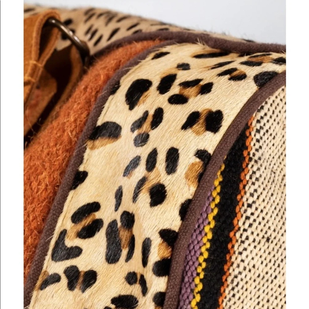 Southwestern Aztec Pattern Weekender Bag - Picture 9 of 13